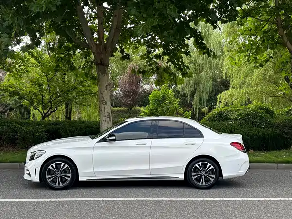 Mercedes-Benz C-Class 2019
