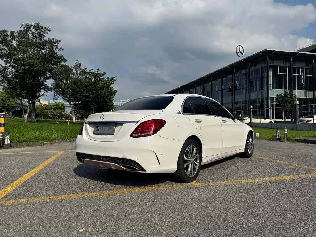 Mercedes-Benz C-Class 2015 — фото 3
