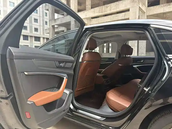 Audi A6L 2020