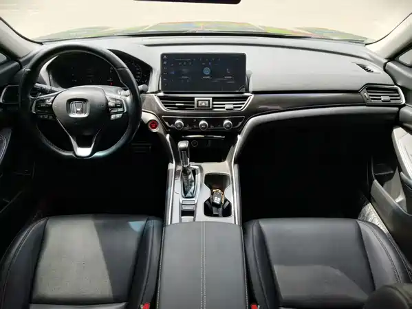 Honda Accord 2023