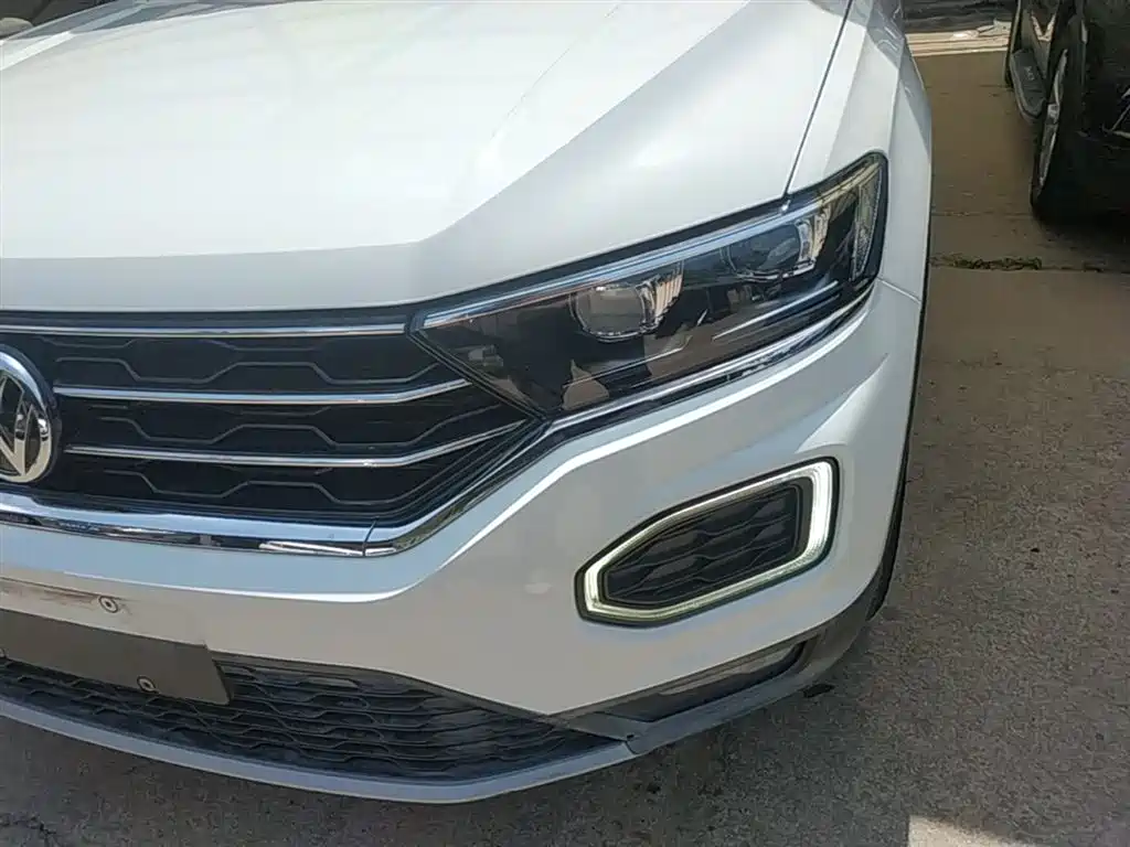 Volkswagen T-Roc 2018 — фото 24