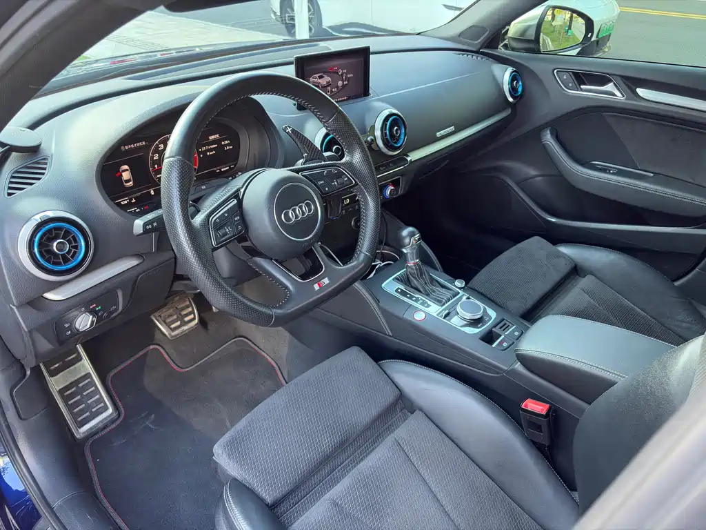 Audi S3 2018 — фото 4
