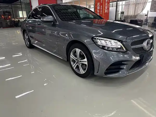 Mercedes-Benz C-Class 2020
