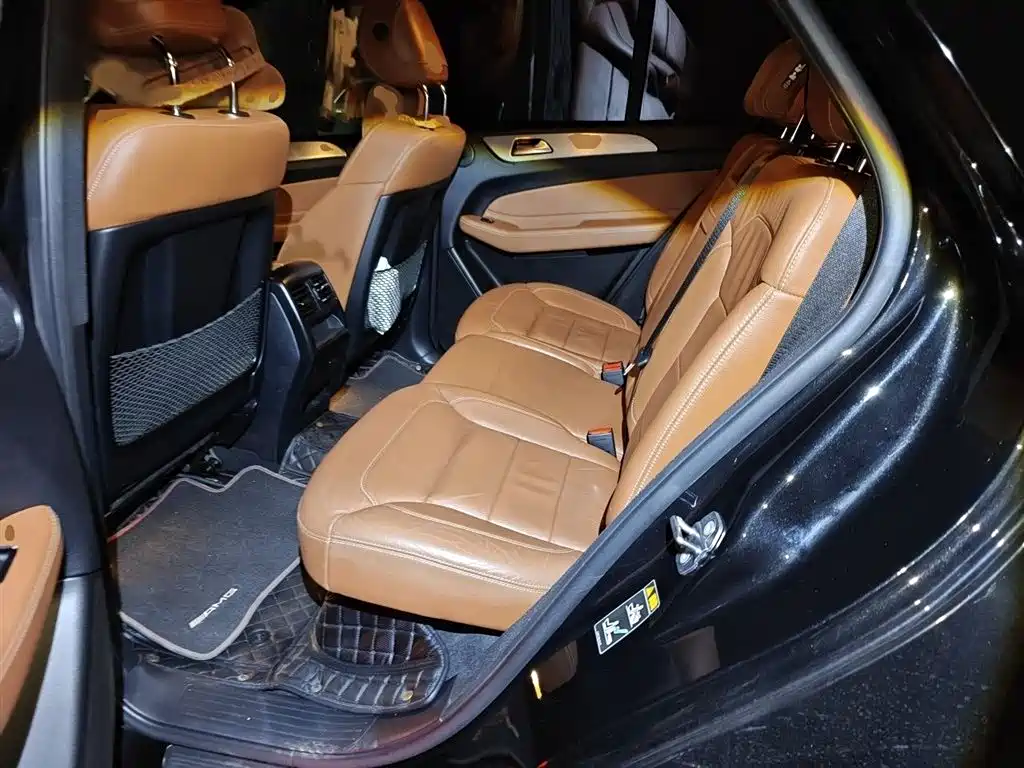 Mercedes-Benz GLE AMG 2018 — фото 15