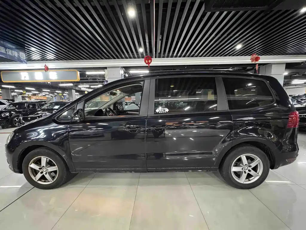 SEAT Alhambra 2014 — фото 9