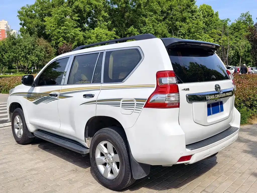 Toyota Prado 2017 — фото 6