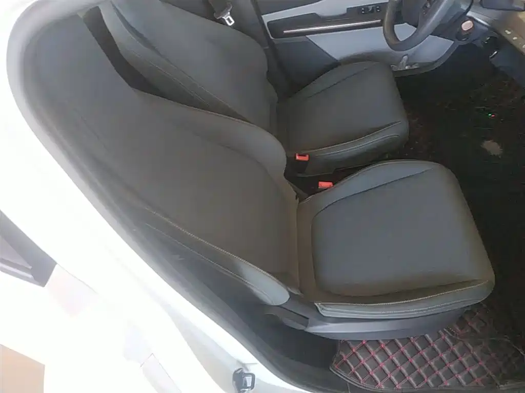 Wuling Nano EV 2022 — фото 25