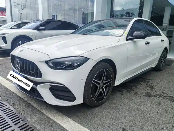 Mercedes-Benz C-Class 2025