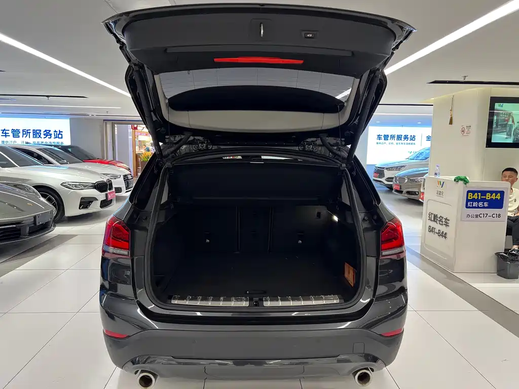 BMW X1 2020 — фото 11