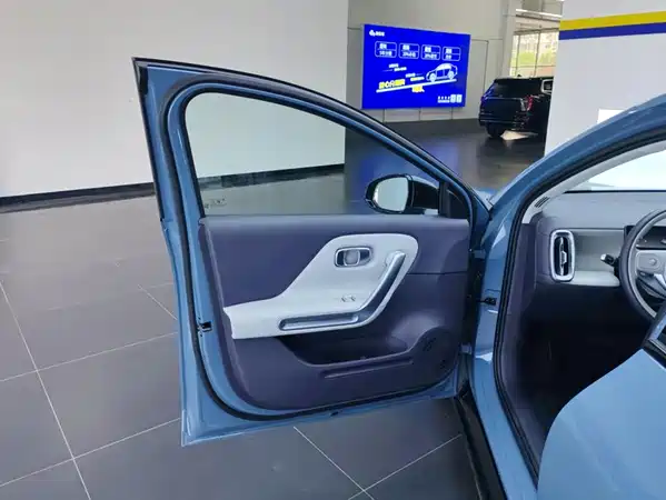 Leapmotor B01 2026