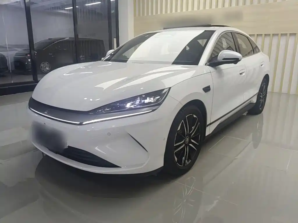 BYD Qin L 2025 — фото 2