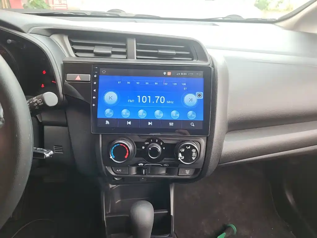 Honda Fit 2018 — фото 13