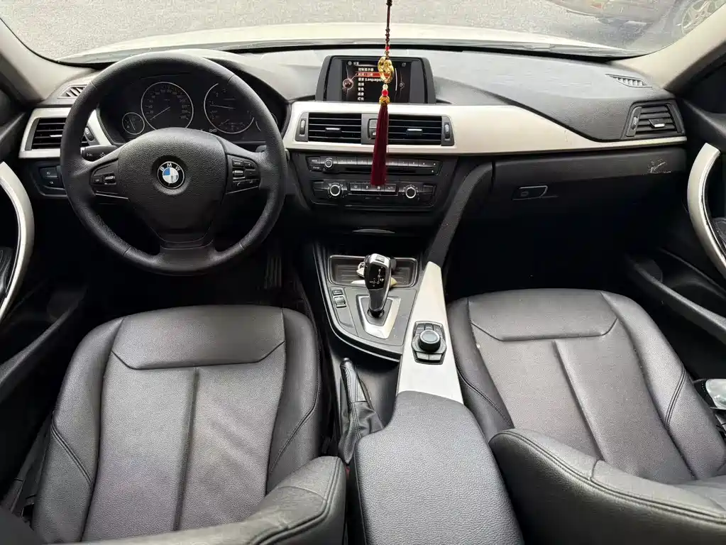 BMW 3 Series 2015 — фото 7