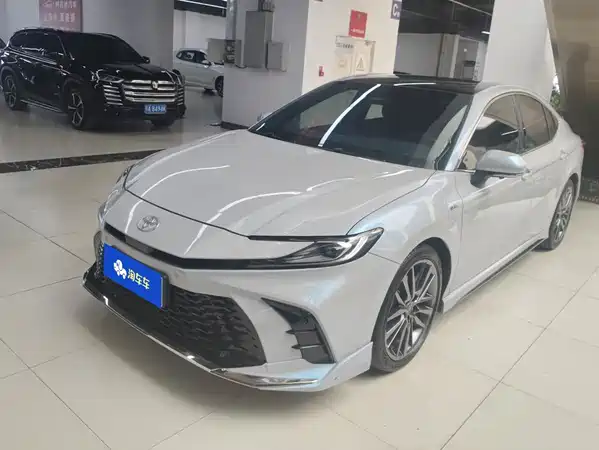 Toyota Camry 2024