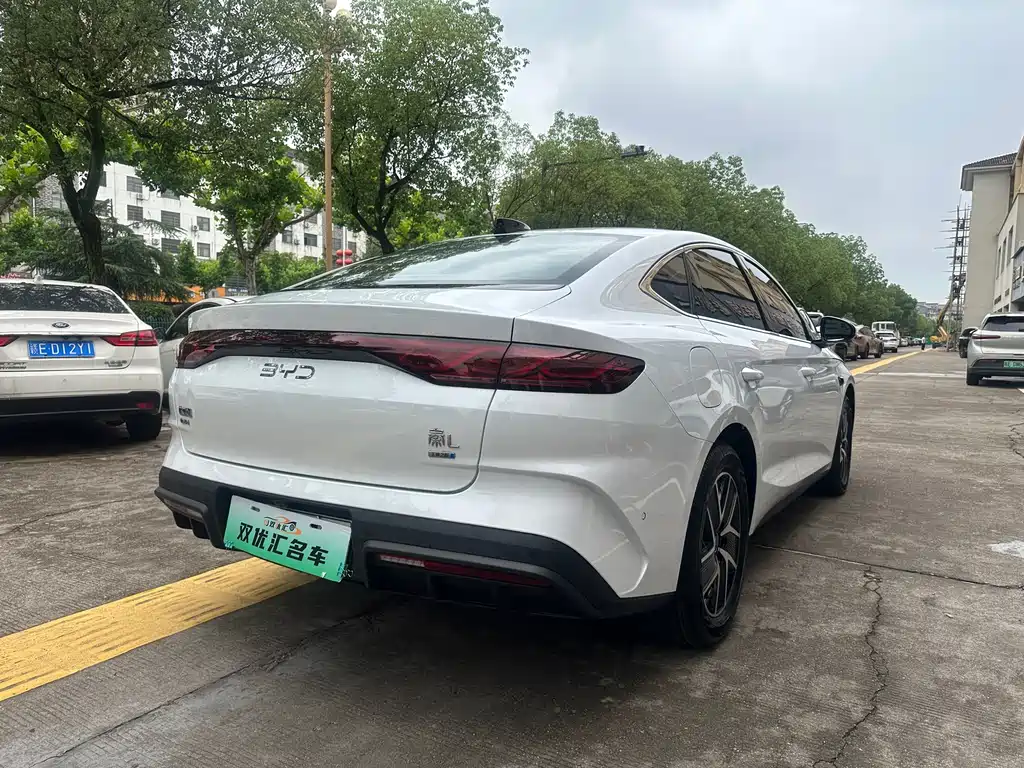 BYD Qin L 2025 — фото 7