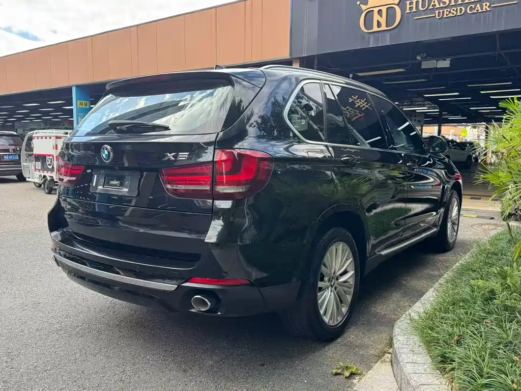 BMW X5 2017 — фото 17