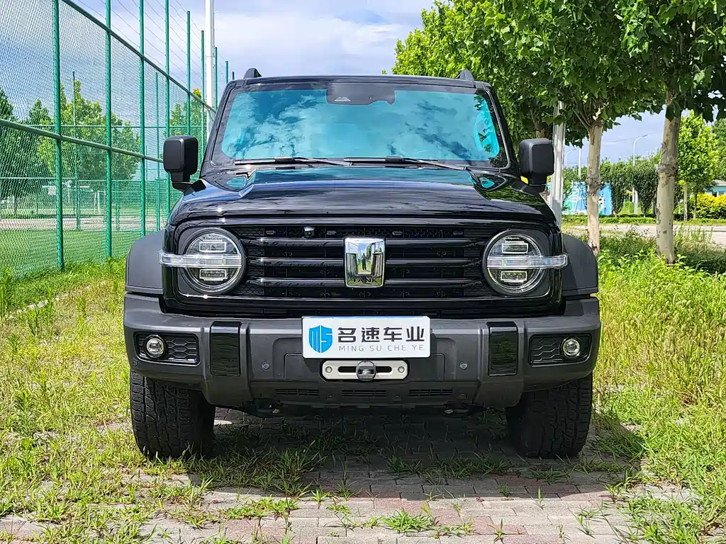 Tank 300 2022