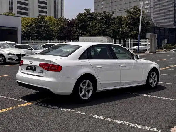Audi A4L 2013