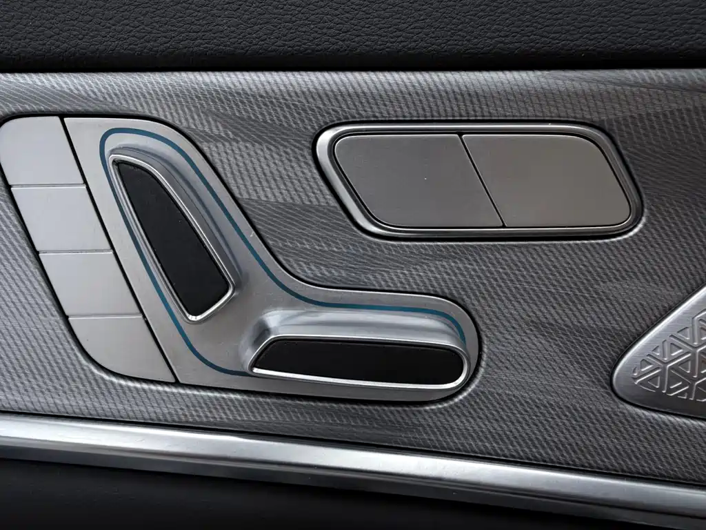 Jetour X70 PLUS 2023 — фото 15