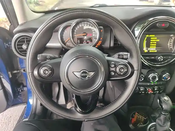 MINI 2016