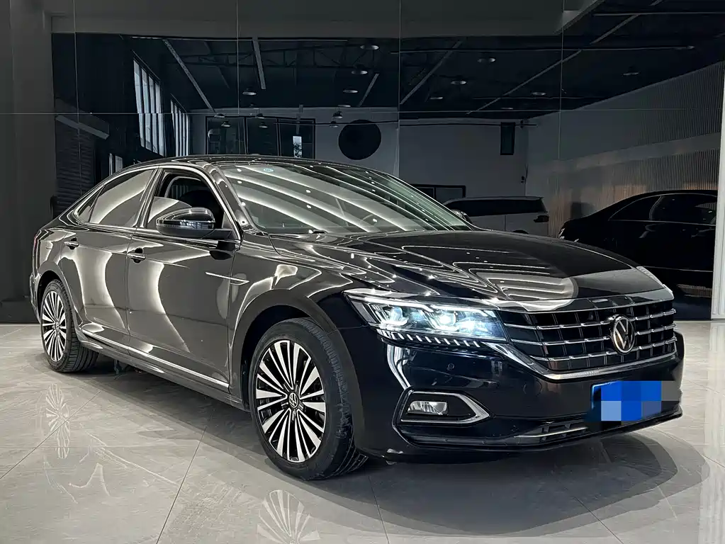 Volkswagen Passat 2021 — фото 3