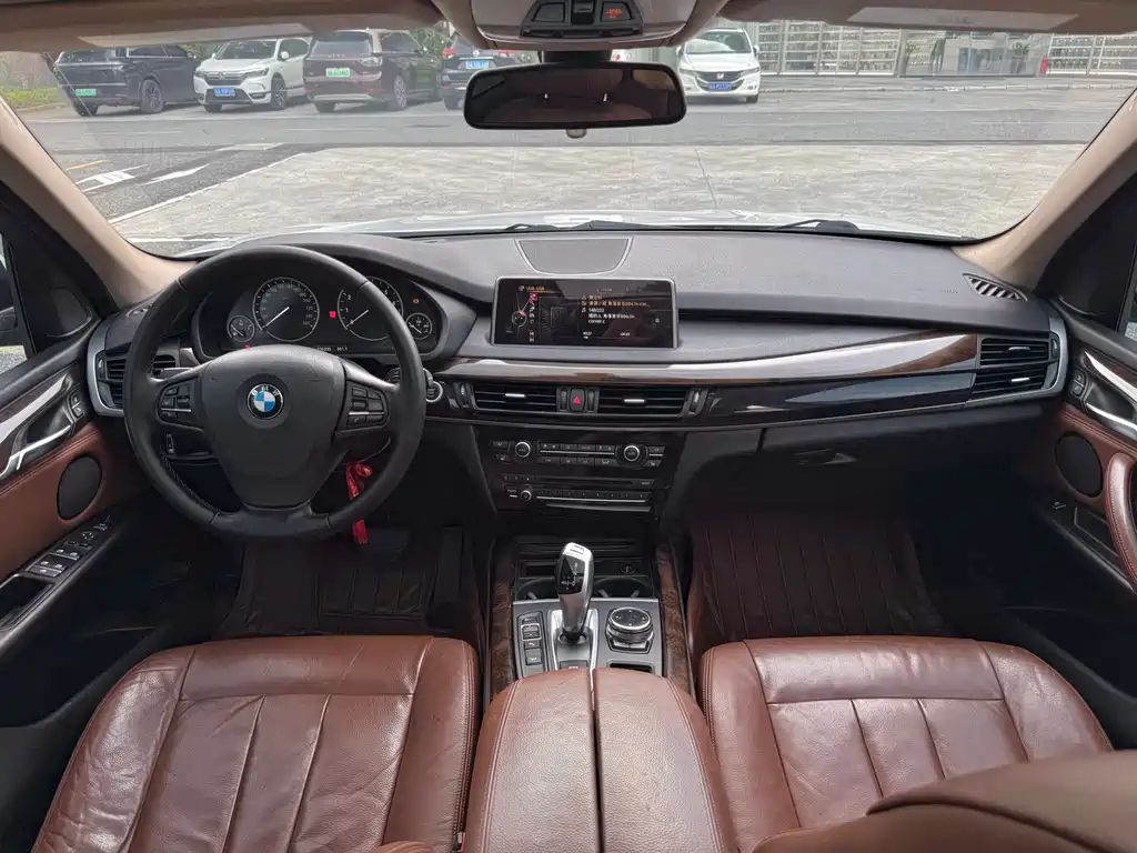 BMW X5 2015 — фото 6