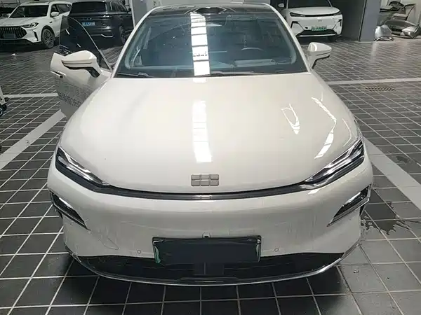 Geely Galaxy Starshine 8 2025