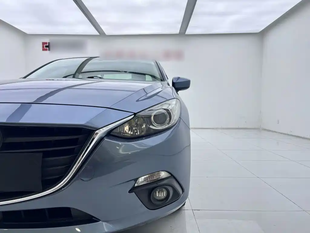 Mazda 3 Axela 2015 — фото 24