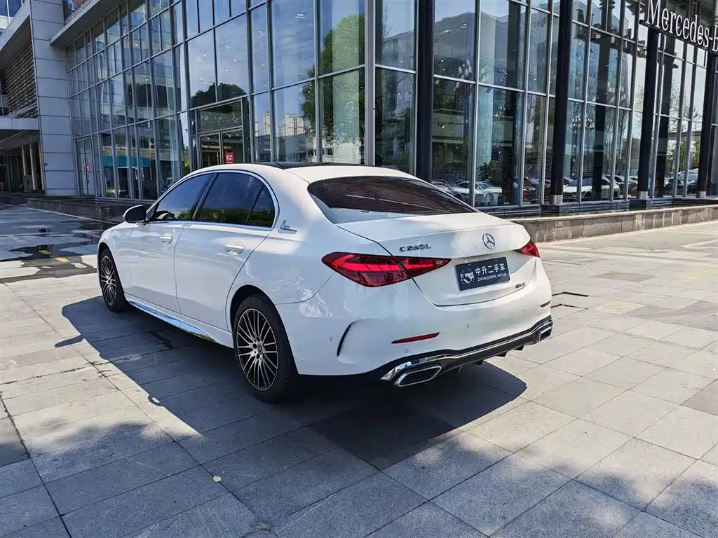 Mercedes-Benz C-Class 2023 — фото 8