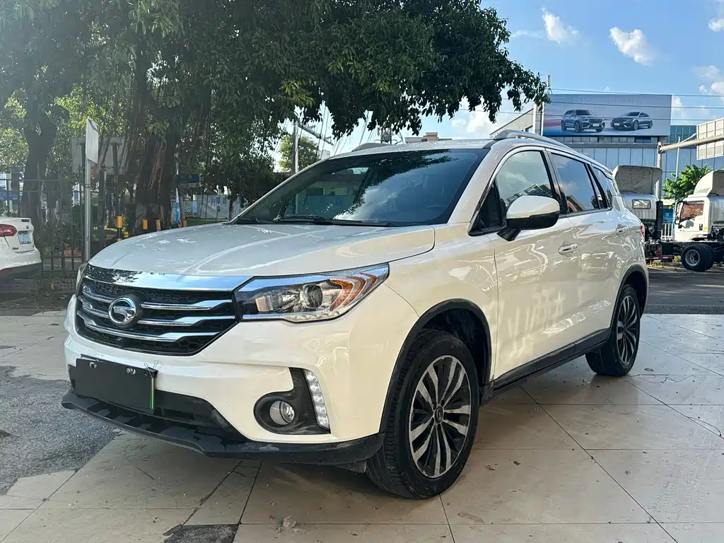 GAC Trumpchi GS4 New Energy 2018 — фото 1