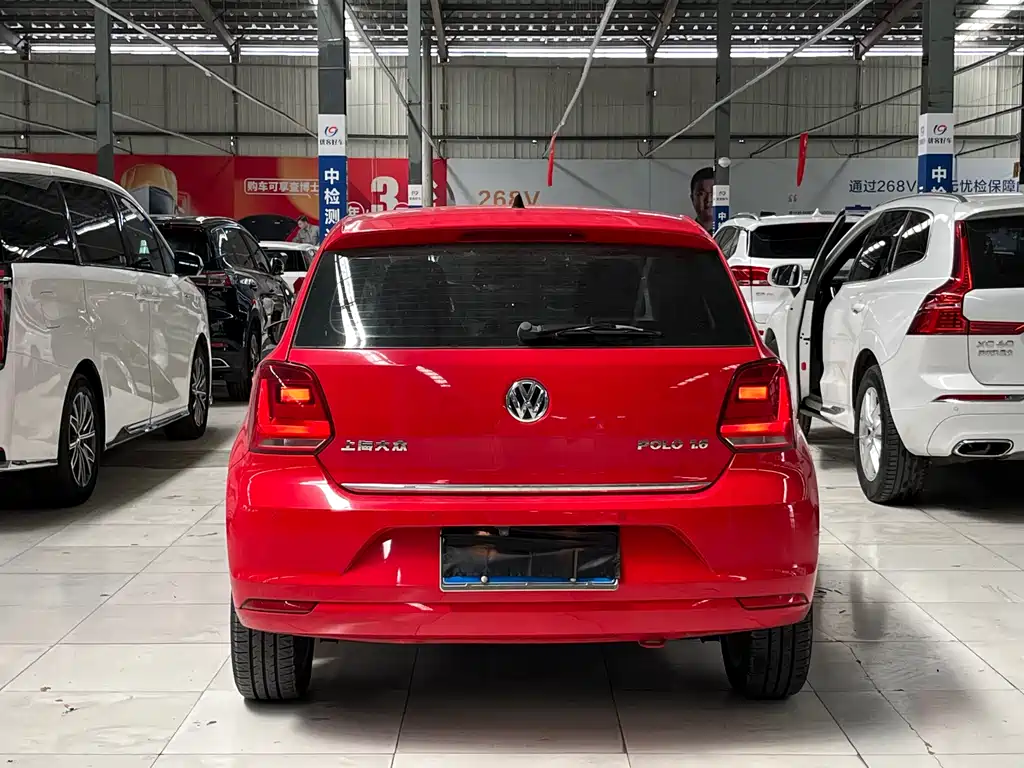 Volkswagen Polo 2015 — фото 13