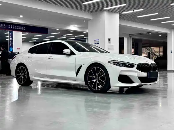 BMW 8 Series 2021