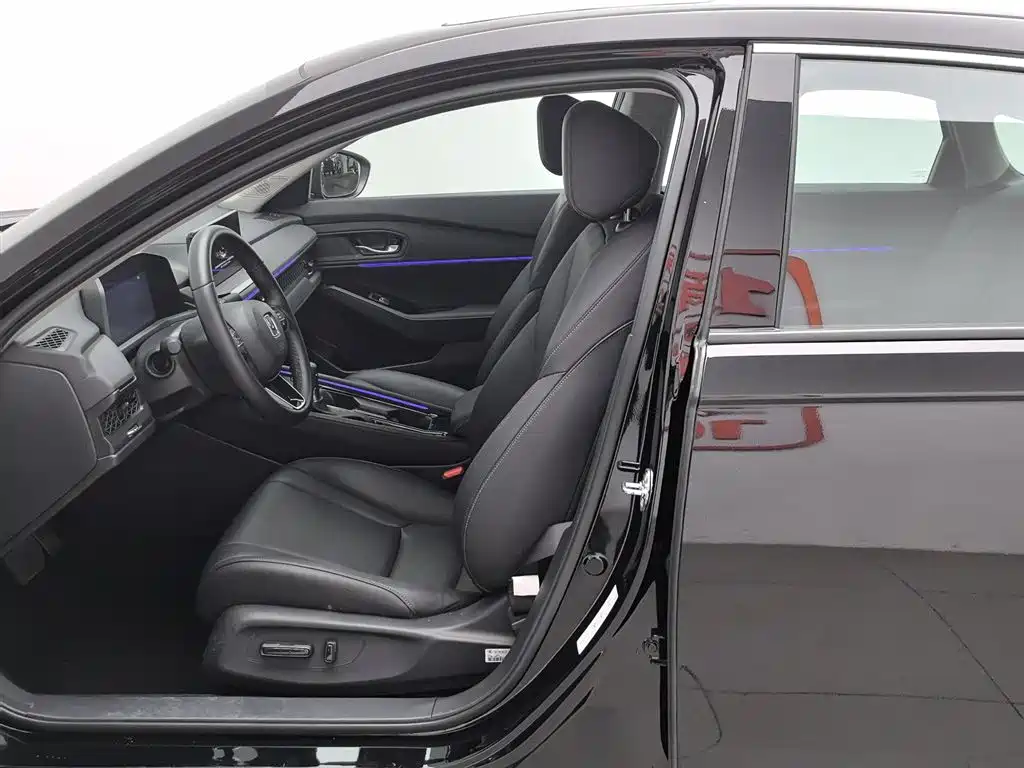 Honda Accord 2025 — фото 10