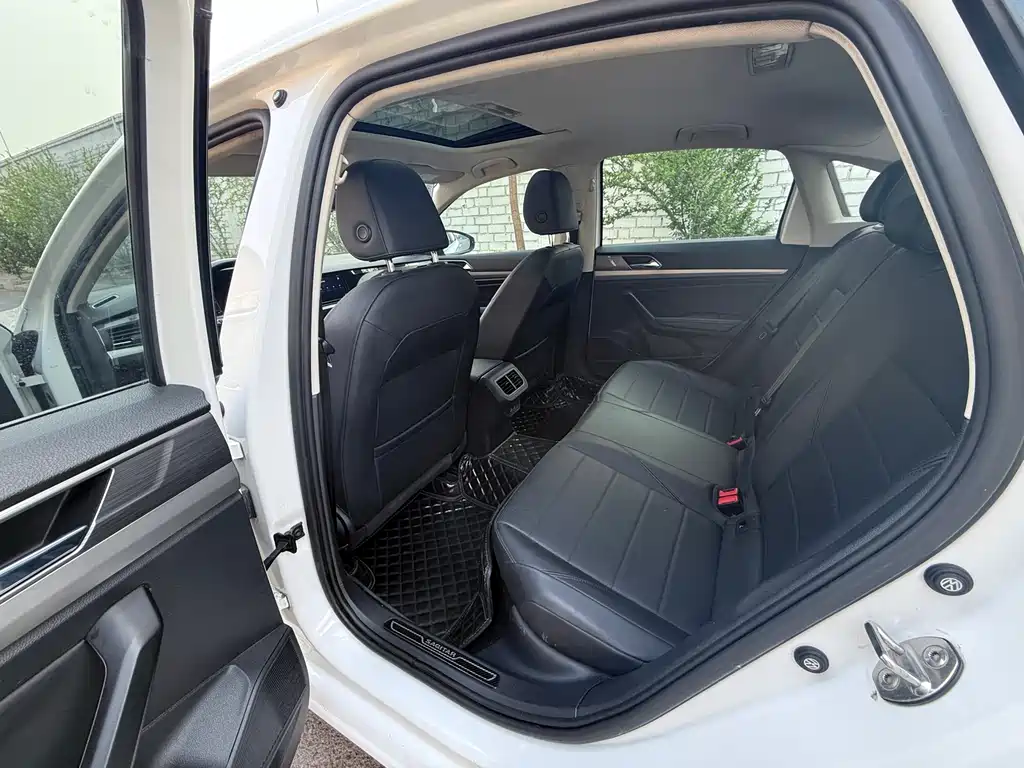 Volkswagen Lavida Pure Electric 2020 — фото 8