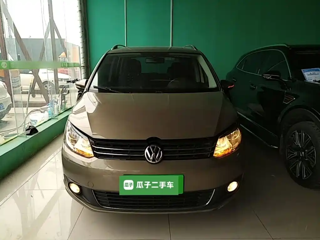 Volkswagen Touran 2016