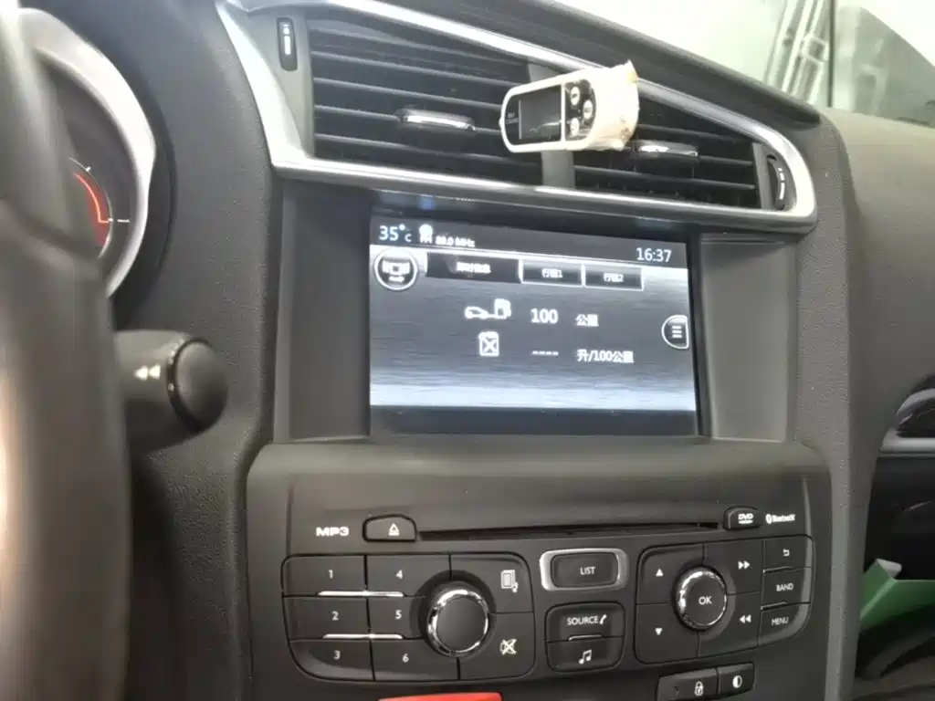 Citroën C4L 2015 — фото 13