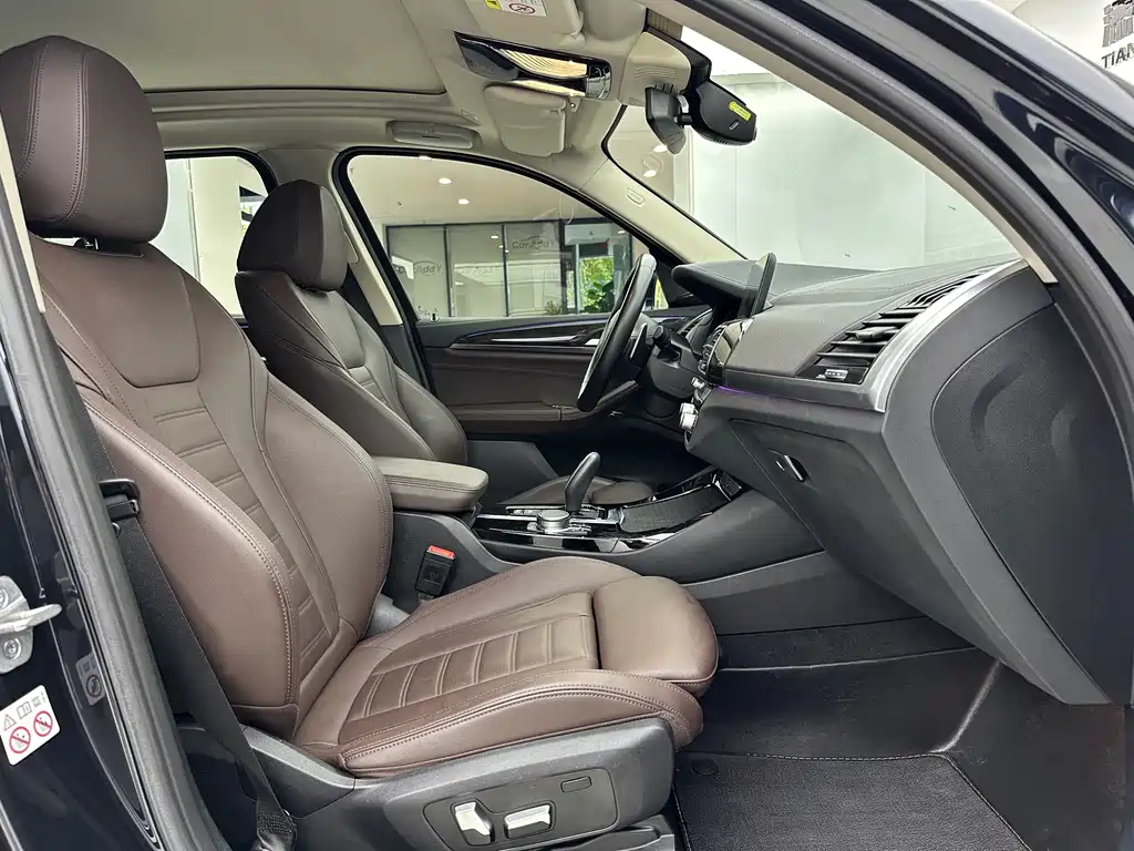 BMW X3 2021 — фото 11