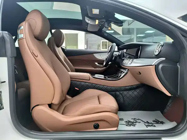 Mercedes-Benz E-Class 2023