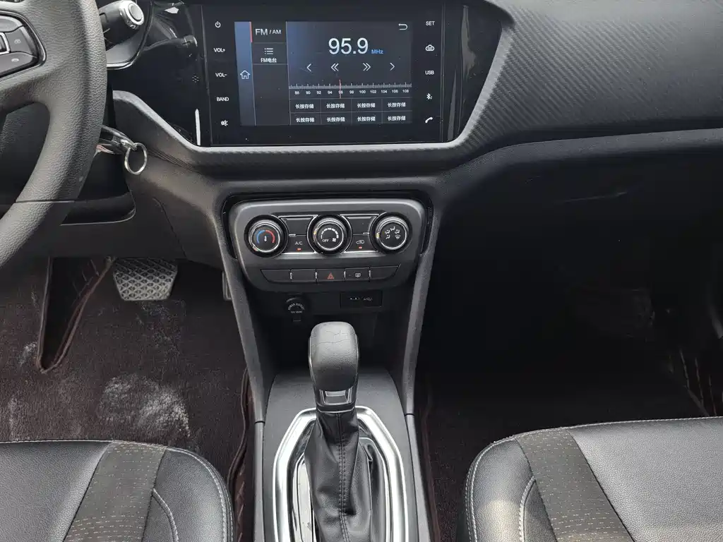 Chery Tiggo 3x 2020 — фото 13