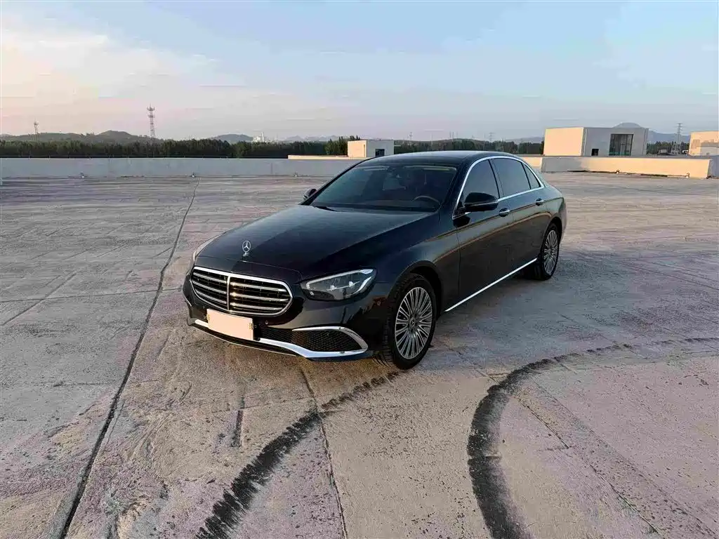 Mercedes-Benz E-Class 2021
