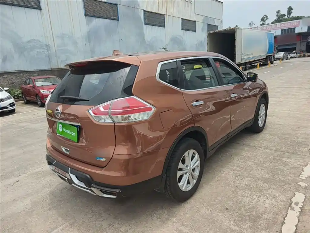 Nissan X-Trail 2015 — фото 7