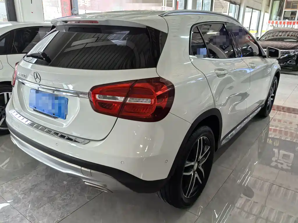 Mercedes-Benz GLA 2015 — фото 6