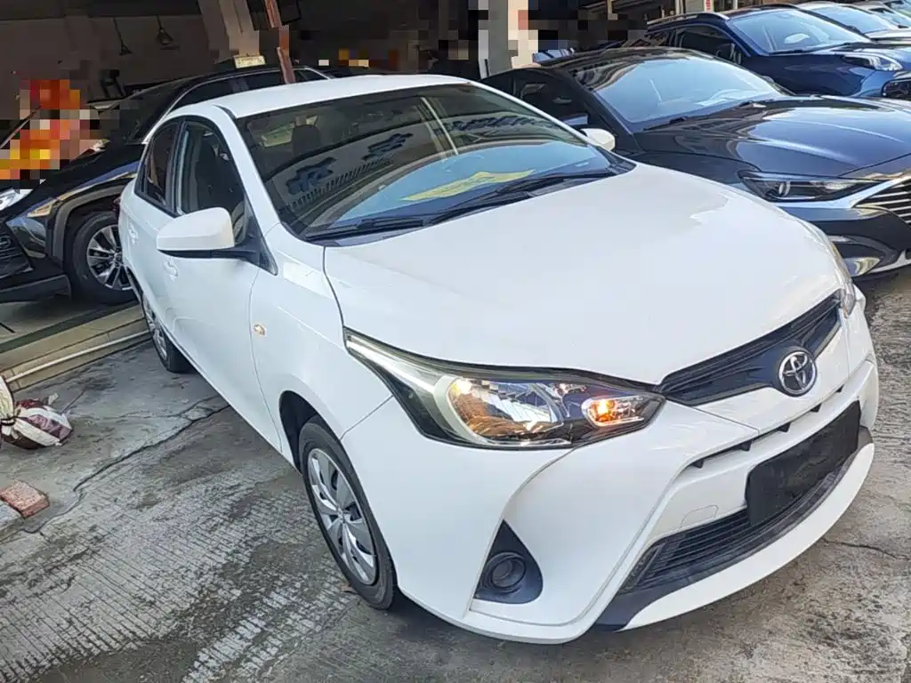 Toyota Yaris L 2019