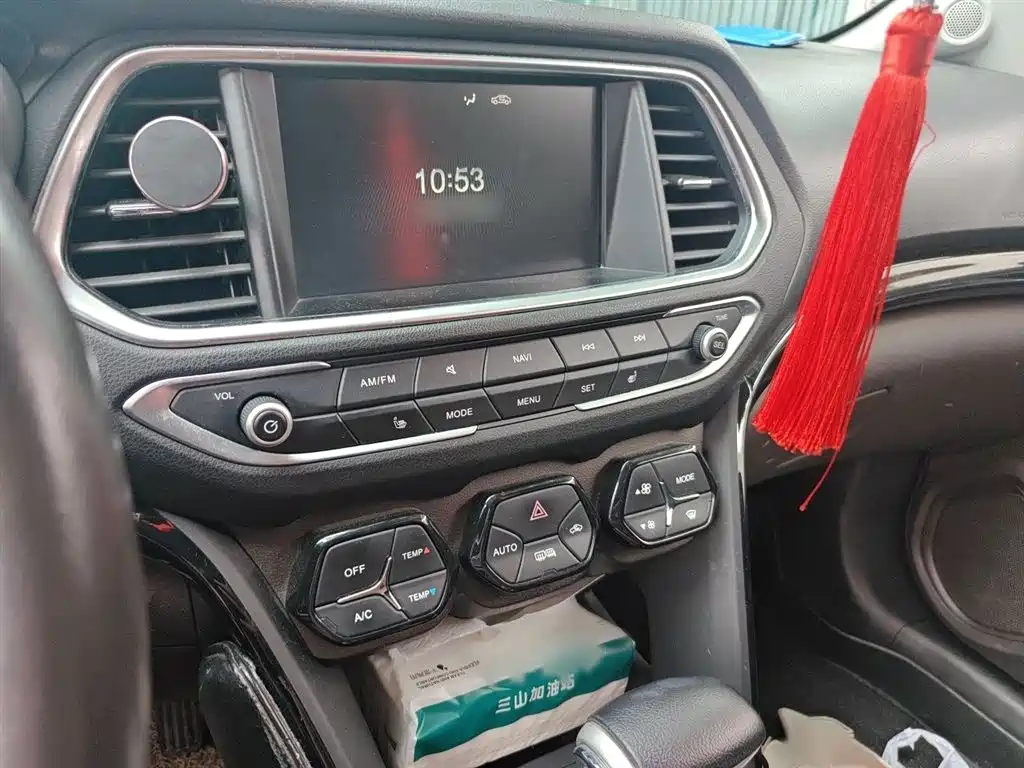 GAC Motor Trumpchi GS4 2016 — фото 6