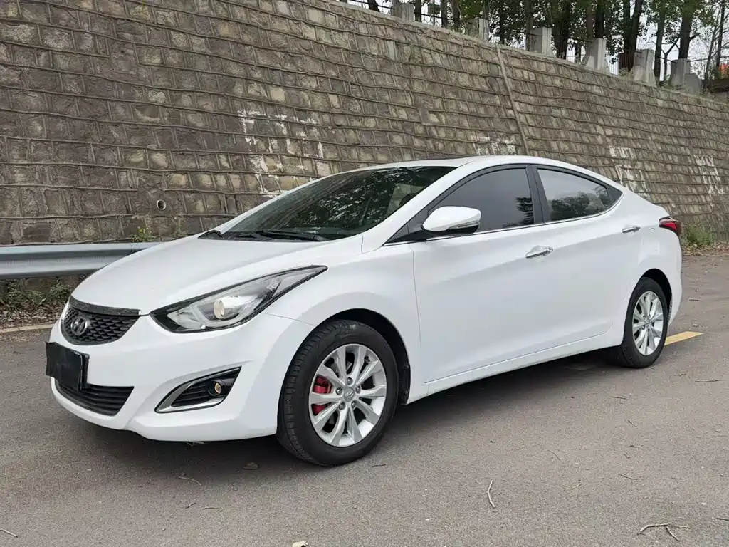 Hyundai Elantra Langdong 2016 — фото 1