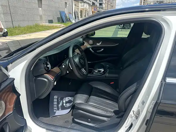 Mercedes-Benz E-Class 2016