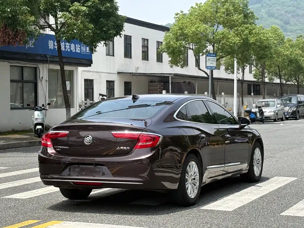 Buick LaCrosse 2018 — фото 5