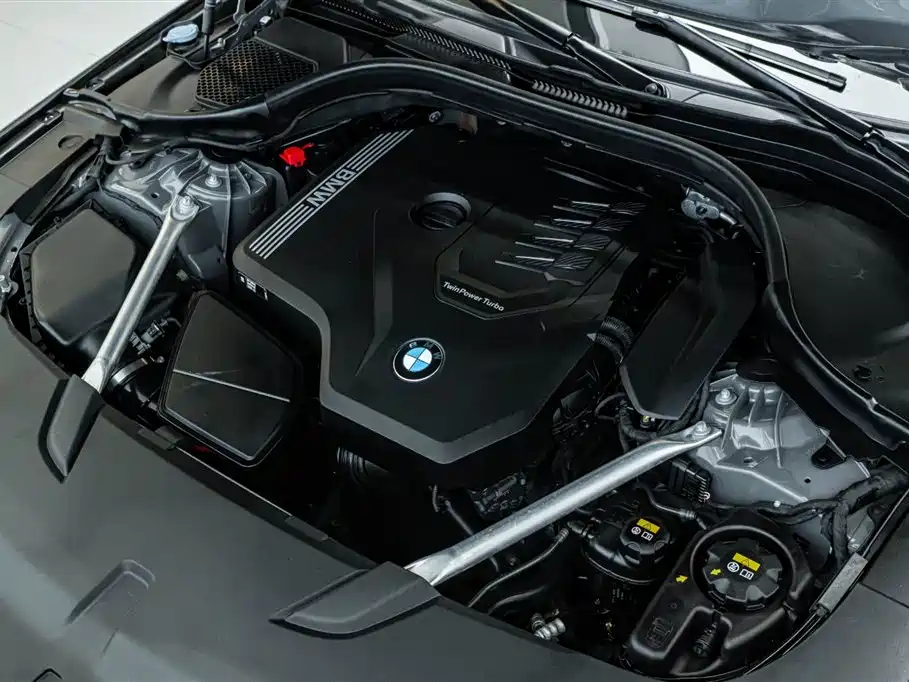 BMW 6 Series GT 2022 — фото 9