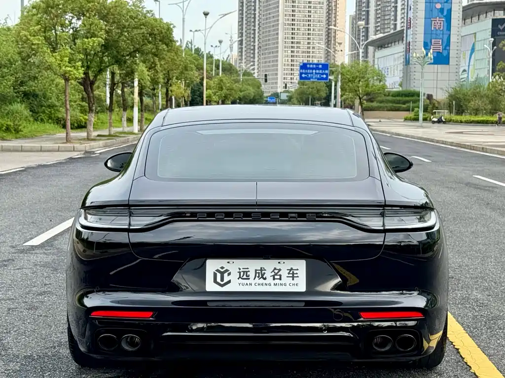 Porsche Panamera 2022 — фото 6