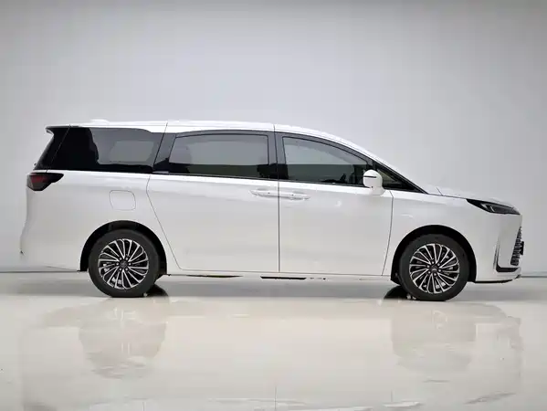 Buick GL8 New Energy 2025